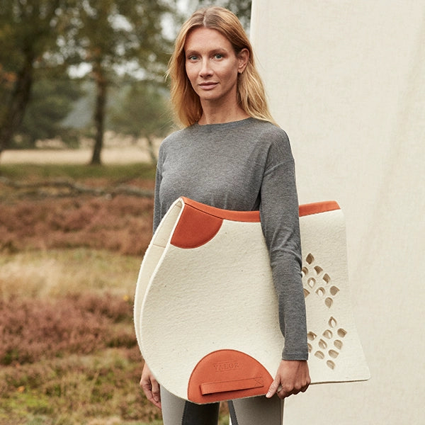 Pure wool – Our wool products redefine coziness and performance.