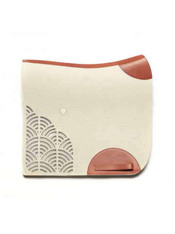 Soft cushioned dressage saddle pad, natural white, STERZING brand, elegant cognac finish.