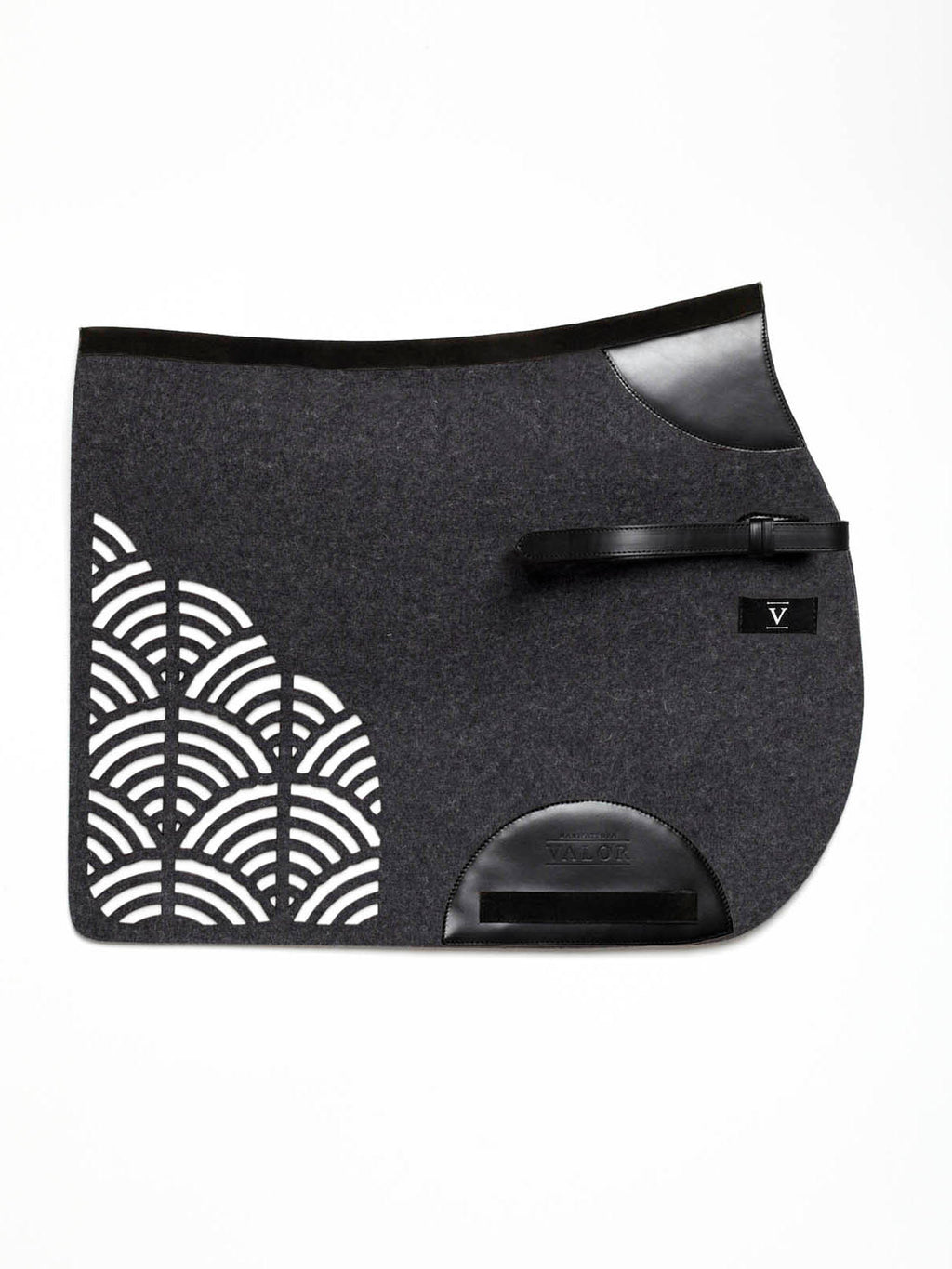 Well-secured STERZING horse pad, anthracite with black leather, includes side straps.