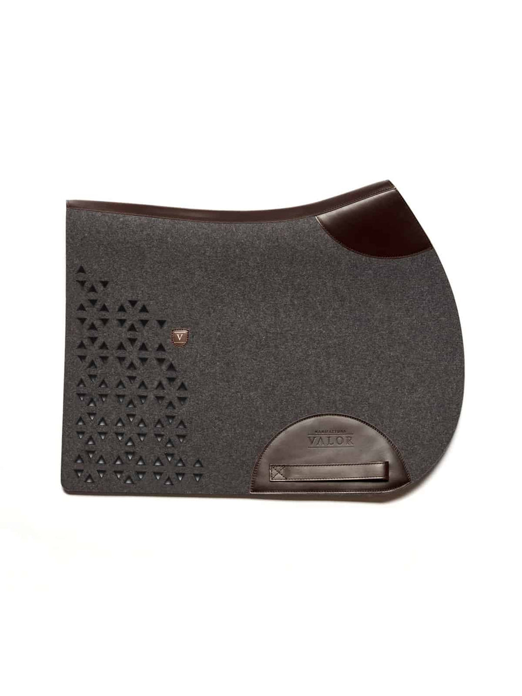 Elegant saddle pad with breathable wool felt, geometric cut-outs and naturally tanned calf leather
