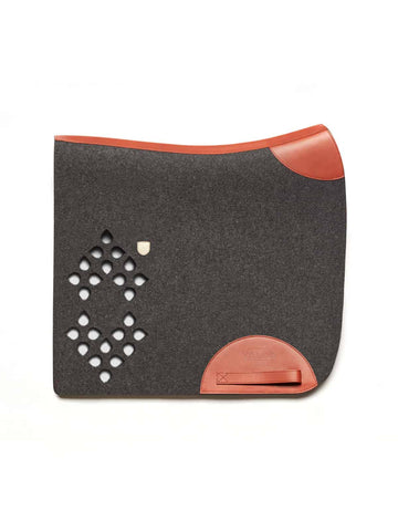 Wolkenstein natural wool felt saddle pad in dark grey featuring cognac leather trimmings and cut-outs
