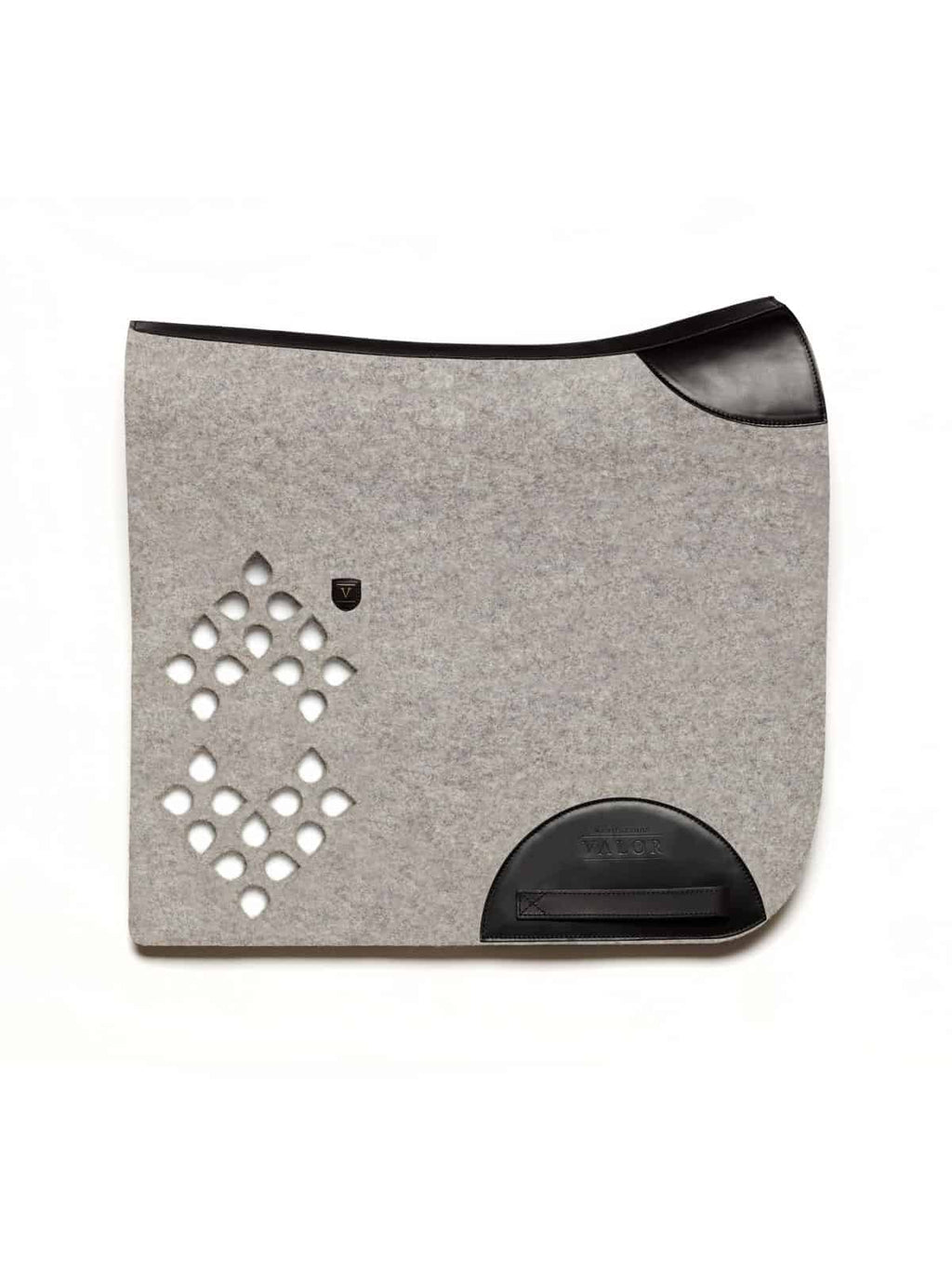 Wolkenstein light grey felt pad with black leather wear strips and breathable decorative diamond cut-outs